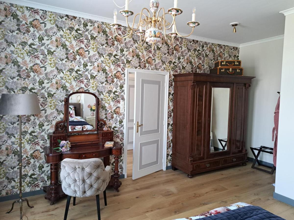 De Jonge Barones Bed and Breakfast Beetsterzwaag Buitenkant foto